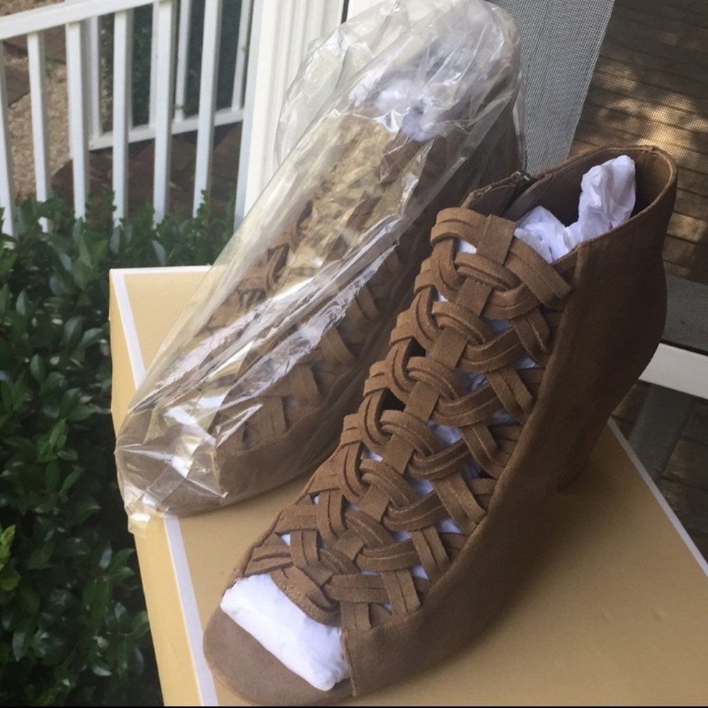 In box Michael kors booties open toe heels